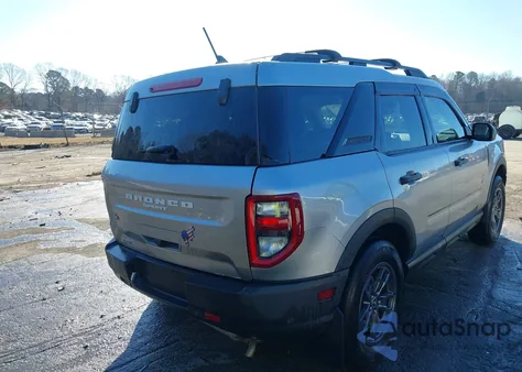 2021 Ford Bronco Sport Big Bend z USA, uszkodzony, nr VIN 3FMCR9B68MRB32210